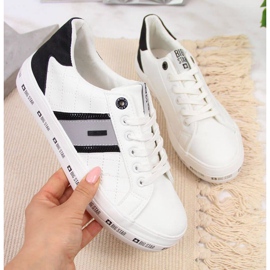 Low-top sneakers on the Big Star W II274071 platform white black grey 1