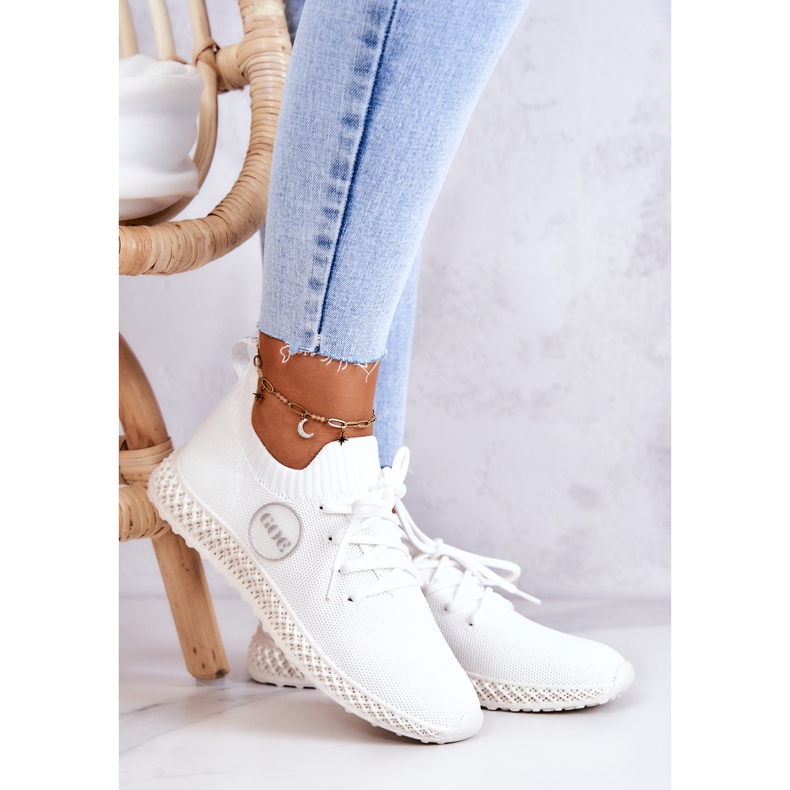 Women's sports shoes GOE JJ2N4151 White 1