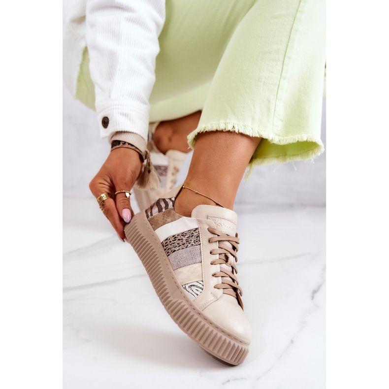 Leather Sports Shoes On the Platform Maciejka 05482-04 Beige 1 Leather Sports Shoes On the Platform Maciejka 05482-04 Beige 1