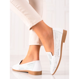 Goodin Leather loafers with an openwork pattern white 1