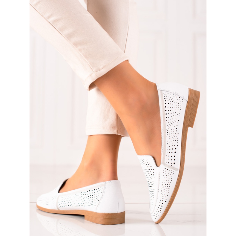 Goodin Leather loafers with an openwork pattern white 1