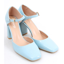 Pumps exposed on the Frida Blue post 2