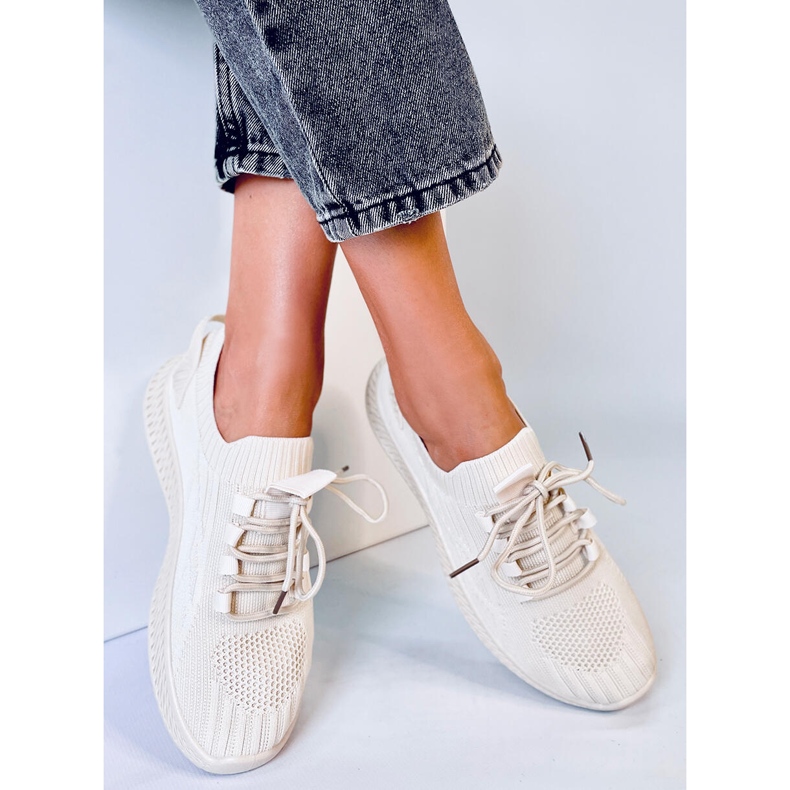 Zewa Beige socks socks 1