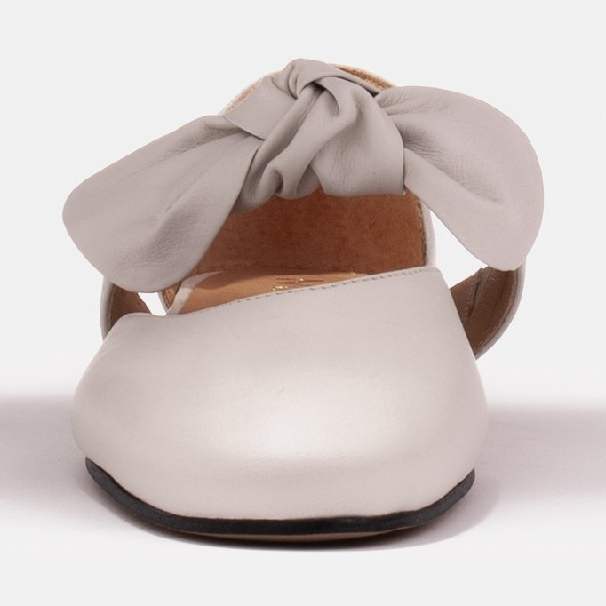 Marco Shoes Ballerinas with a bow made of grain leather white 1