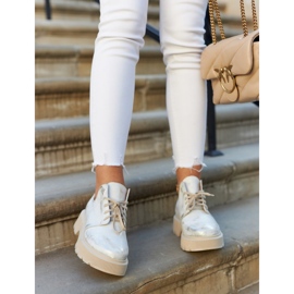 Shoes On The Massive Sole Nicole 2701/004 White and Gold beige golden 2
