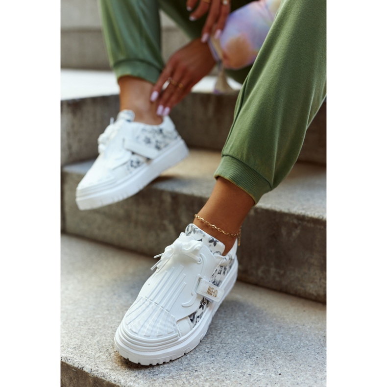 PM1 Women's Sport Shoes Sneakers White-Black Your Dreams 2 PM1 Women's Sport Shoes Sneakers White-Black Your Dreams 2