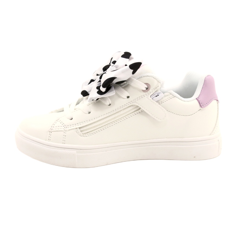 White sports sneakers with a bow and a butterfly American Club ES64 1