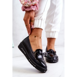Vinceza Women's Lacquered Loafers On Wedge Black Frilly 1