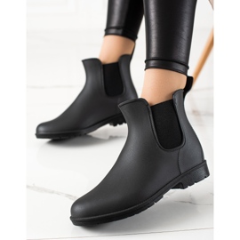 TRENDI Classic black rain boots 1