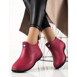 TRENDI Low Red Galoshes 1