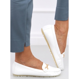 Women's Pihu Blanco loafers white 2