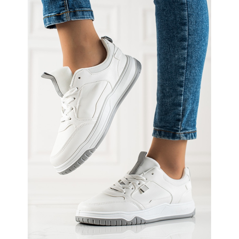 TRENDI White Sport Shoes 2 TRENDI White Sport Shoes 2
