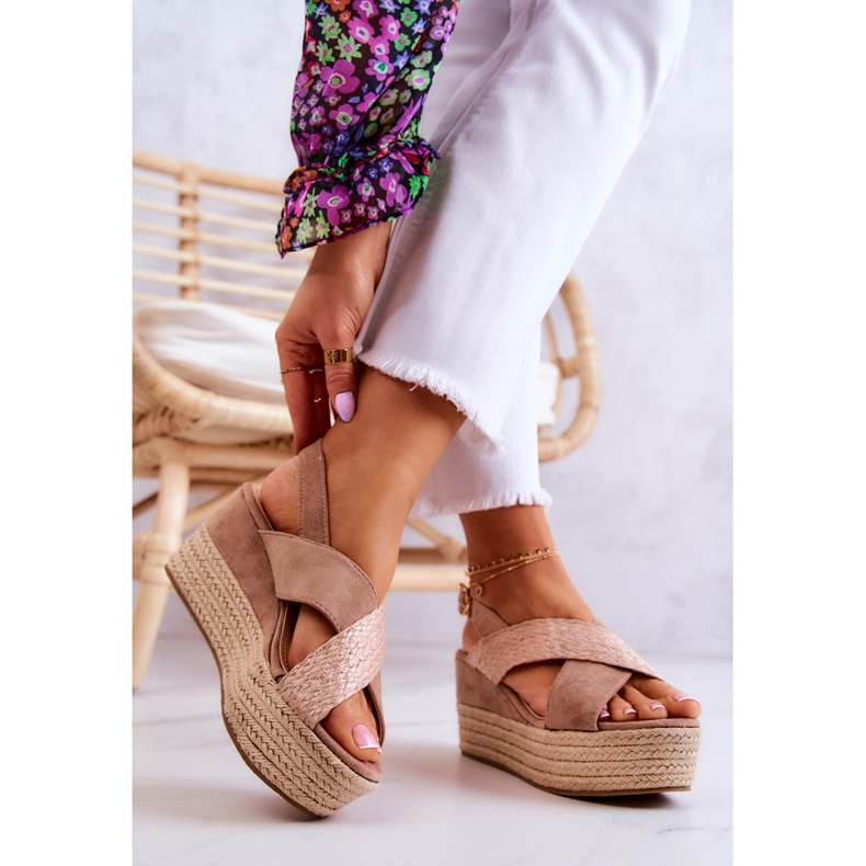 FW1 Women's Sandals On The Beige Emmalee Platform 2