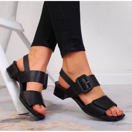 Leather sandals on a block Rieker W 62663-01 black 2