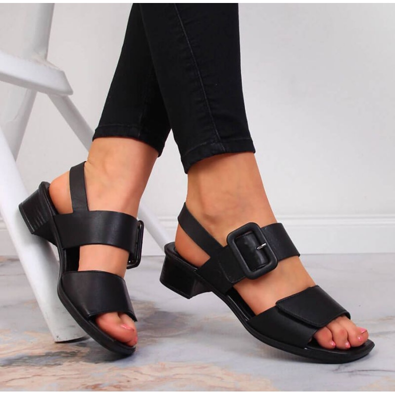 Leather sandals on a block Rieker W 62663-01 black 2