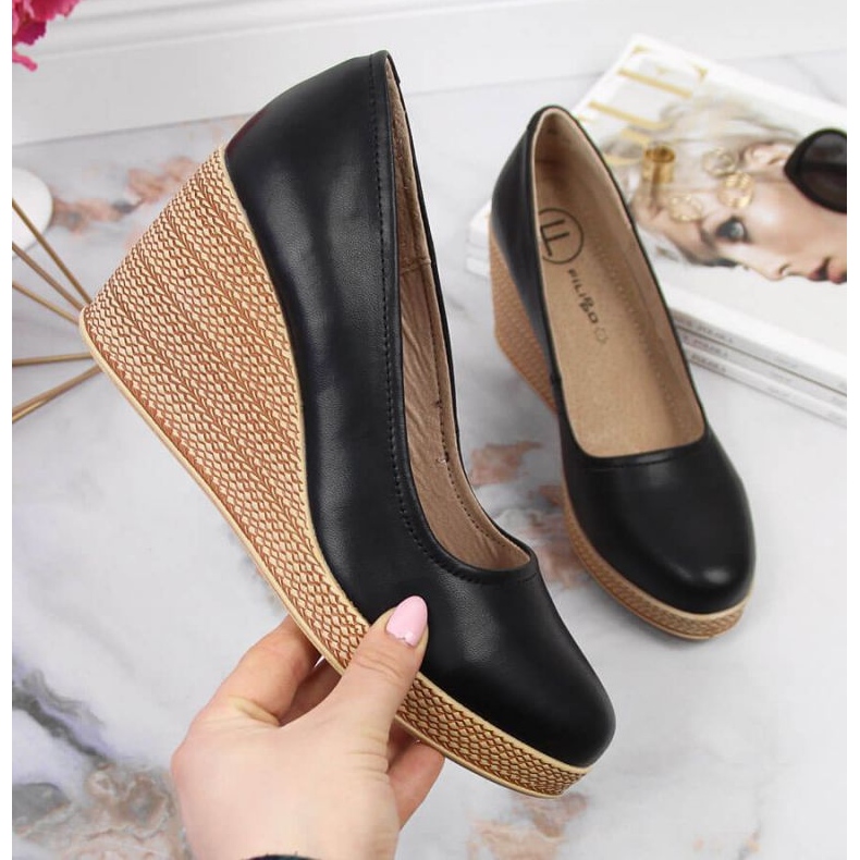 Leather pumps on the wedge Filippo W PAW339A black 1