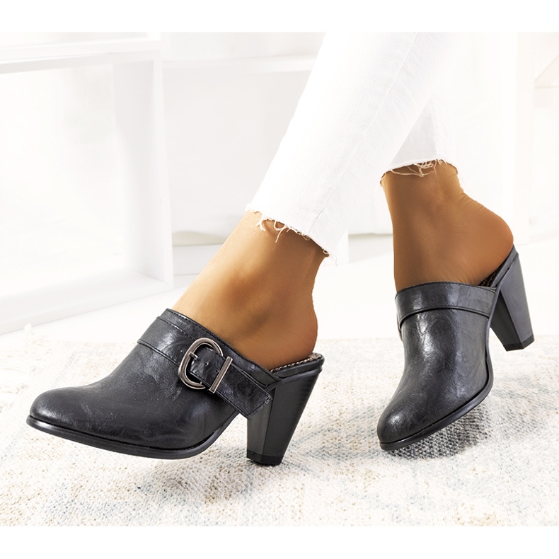 Black Gralow high heels 1