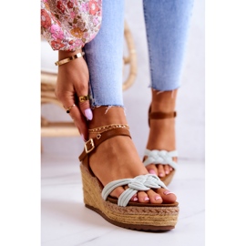Fashionable Wedge Sandals Bright Green Roseville 2