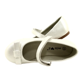 Miss Girls' ballerinas with a silver bow 4