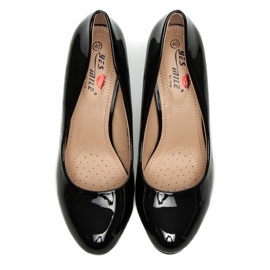 Yes Mile Lacquered pumps black 1 Yes Mile Lacquered pumps black 1