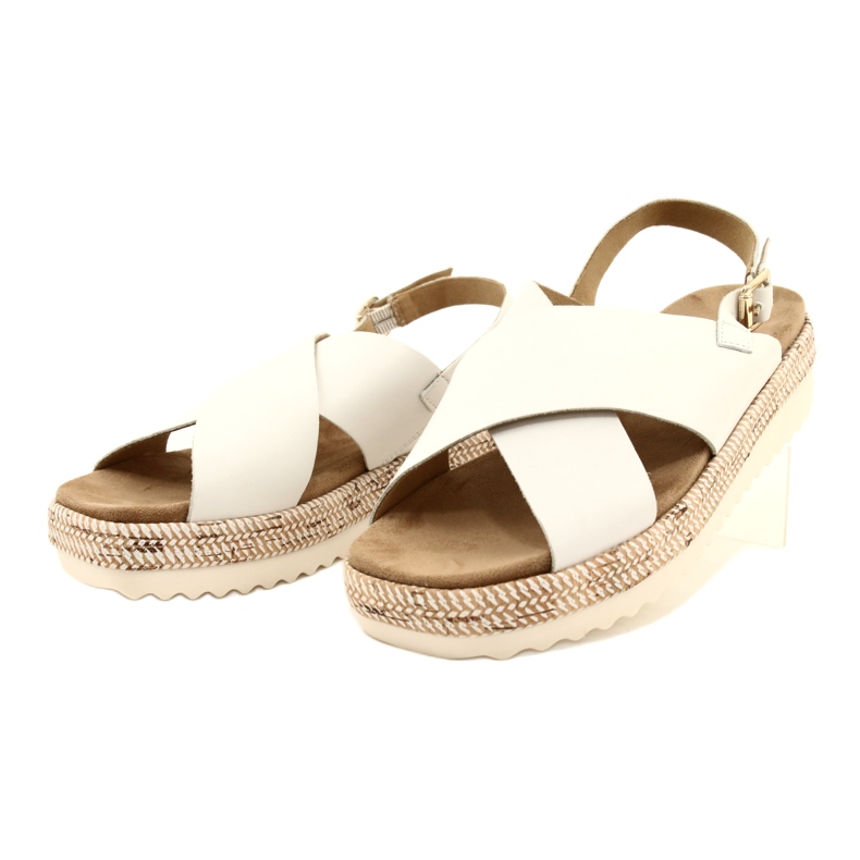 Caprice leather sandals on the platform 9-28712 102 white 2 Caprice leather sandals on the platform 9-28712 102 white 2
