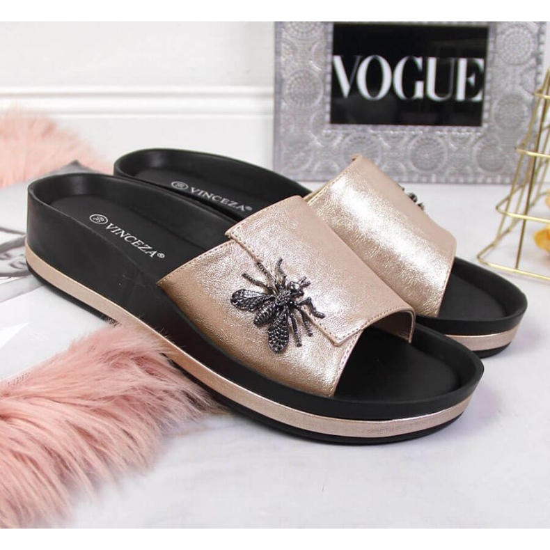 Wedge slippers with an insect Vinceza W JAN118B golden 2