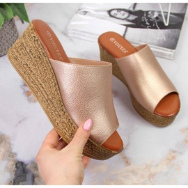 Wedge slippers Vinceza W JAN98B golden 1