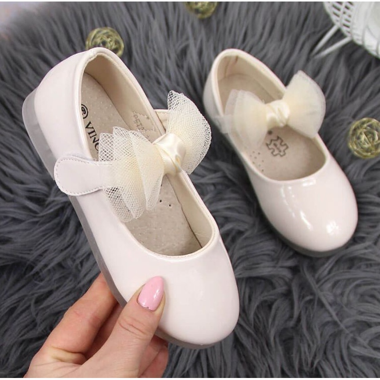 Velcro ballerinas with a bow Vinceza Jr JAN100B beige 1