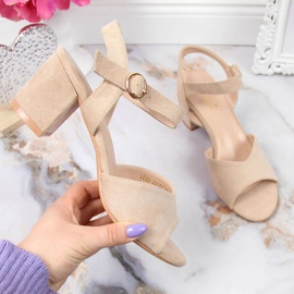 Sandals on the Vinceza W JAN113B beige post 1