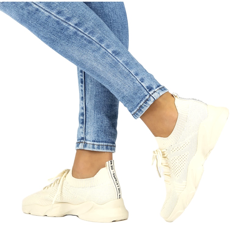 Filippo dtn2184/22 beige socks. 6 Filippo dtn2184/22 beige socks. 6