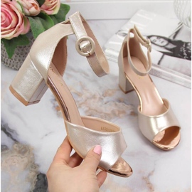 Sandals on the Vinceza W JAN96C post gold golden 1