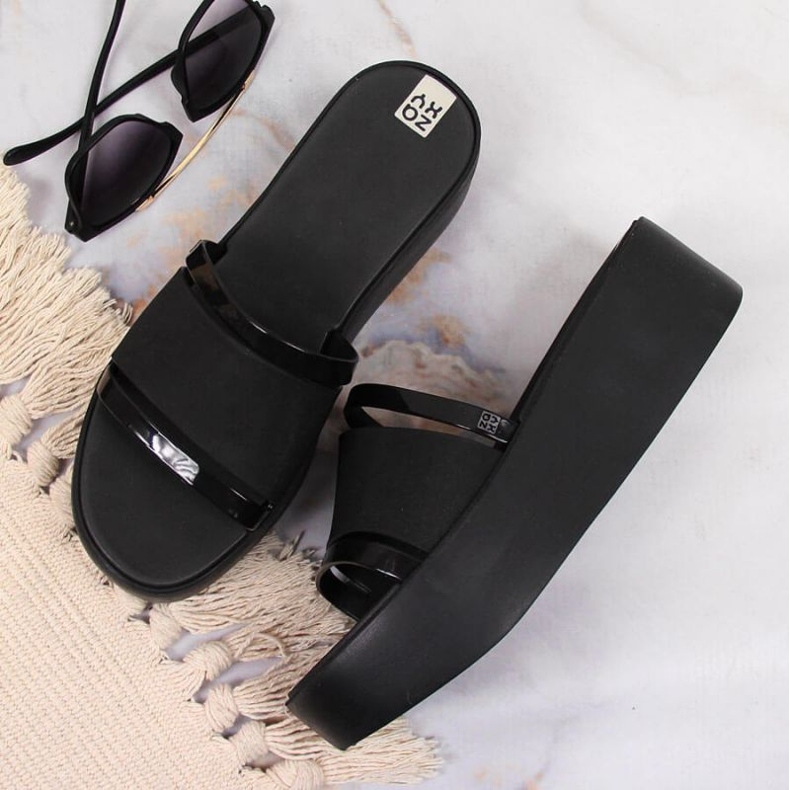 Rubber slippers on the Zaxy W INT1708B platform black 2