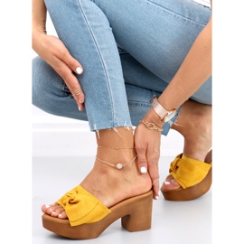 Slippers ala Zeri Yellow clogs 2