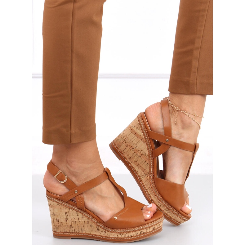 Wedge sandals Nancy Camel brown 1