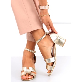 Nabila Gold high-heeled sandals golden 2