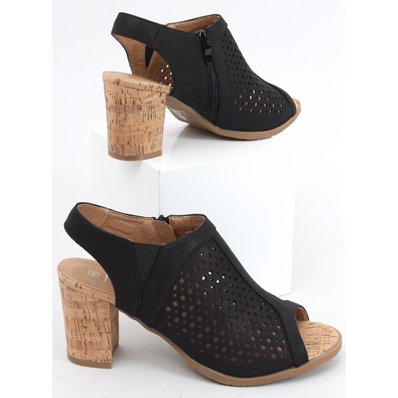 Openwork sandals on the Assia Black post 2