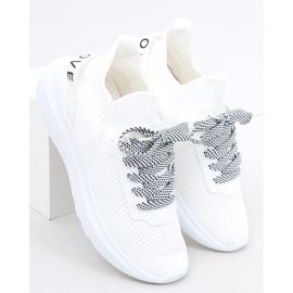 Otino White socks sports shoes 1