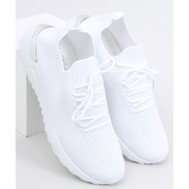 Bello White socks sports shoes 1
