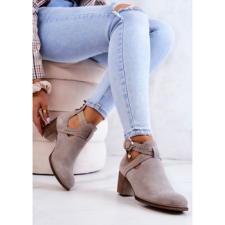 PL5 Leather boots with a cut on a post Gray Axelle grey 1