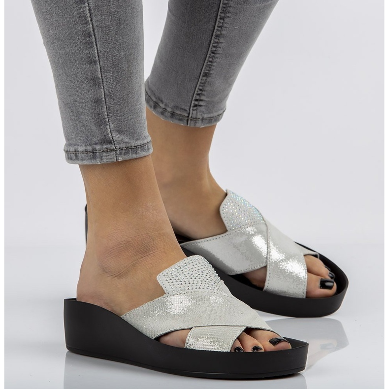 Leather slippers Filippo DK1222 / 20 Si silver 1