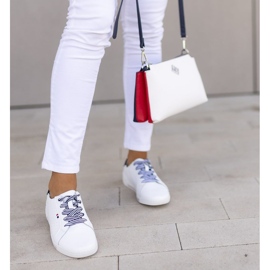 Leather shoes Filippo DP2154 / 21 Wh white 2