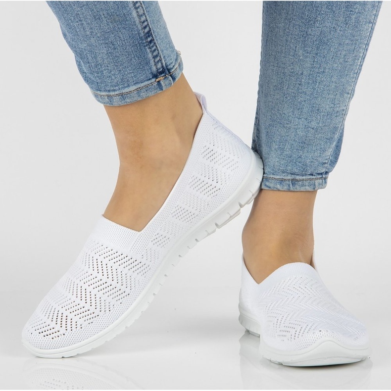 Filippo DTN2285 / 21 Wh white sneakers 1