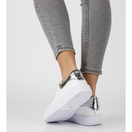 Leather shoes Filippo DP2157 / 21 Wh white 2