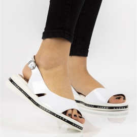 Sandals on the wedge Filippo DS2322 / 21 Wh white 2