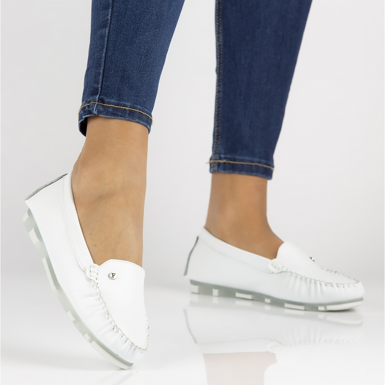 Leather loafers Filippo DP2037 / 22 Wh white 1