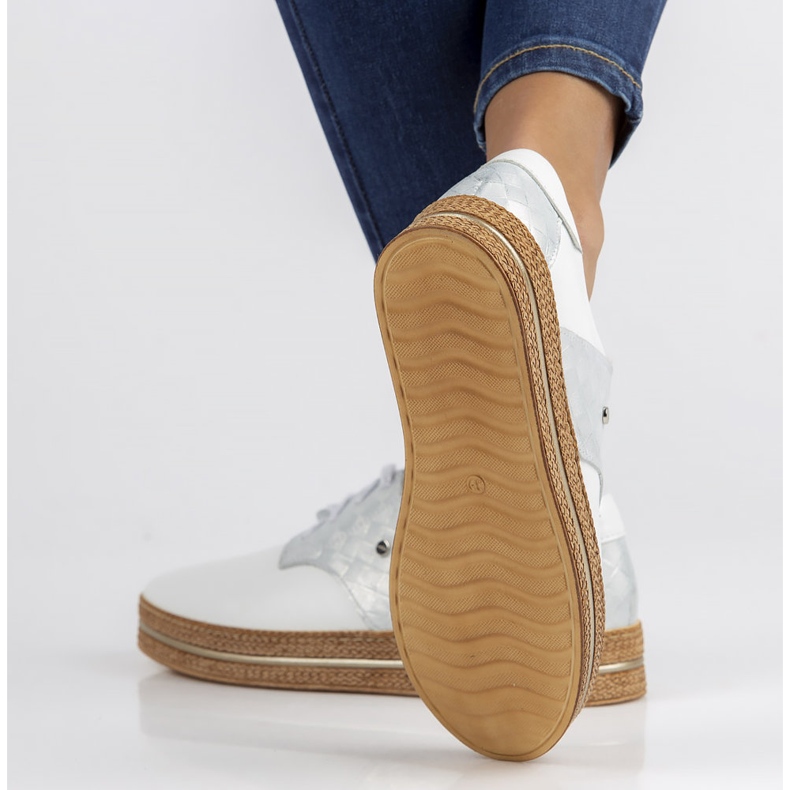 Leather shoes Filippo 10123 white 2