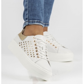 Leather shoes FILIPPO DP3531 / 22 Wh white golden 1
