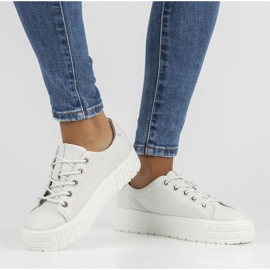 Leather sneakers FILIPPO DP3528 / 22 Wh white 2