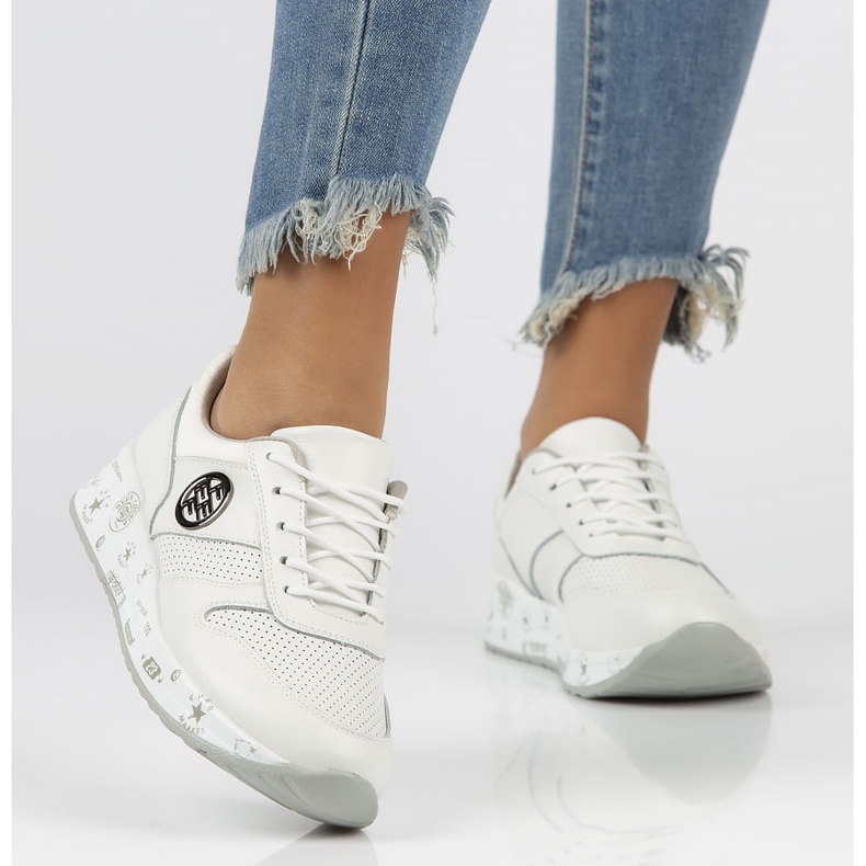 Leather Sneakers Filippo DP3542 / 22 Wh white 2