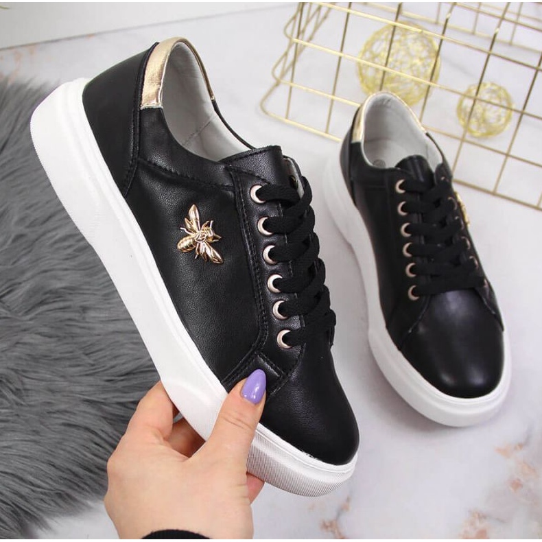 Leather shoes on the platform Vinceza W JAN119A black 1